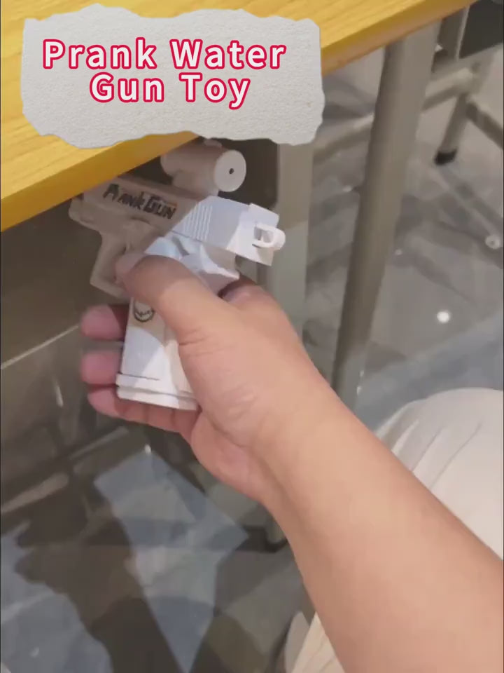 Žertovná vodní pistole